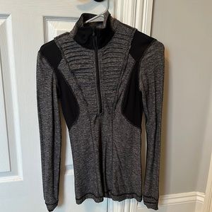 Lululemon black pullover